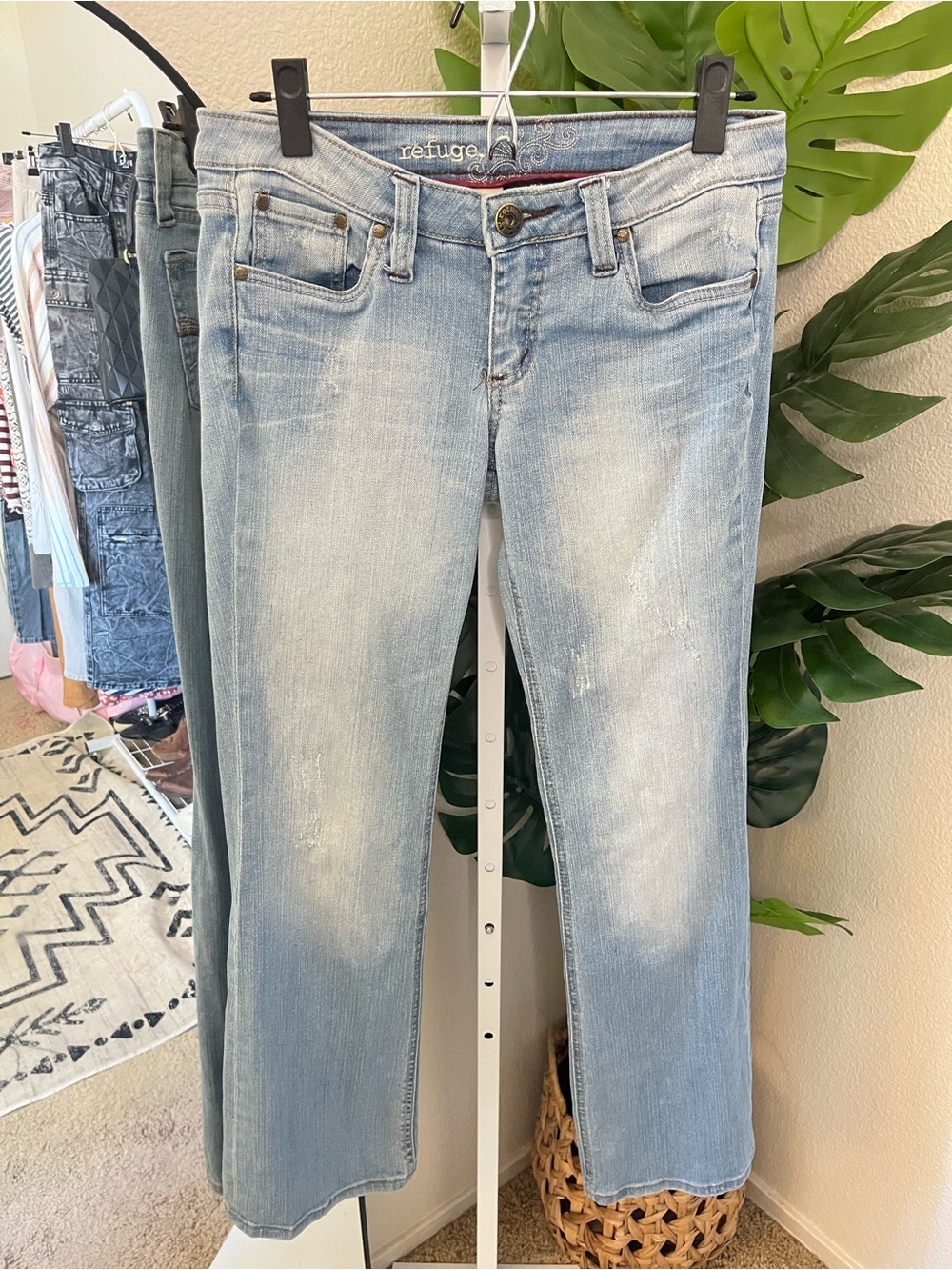 ✨ Refuge Light Wash Bootcut Jeans Size 7S | Y2K Stretch Denim